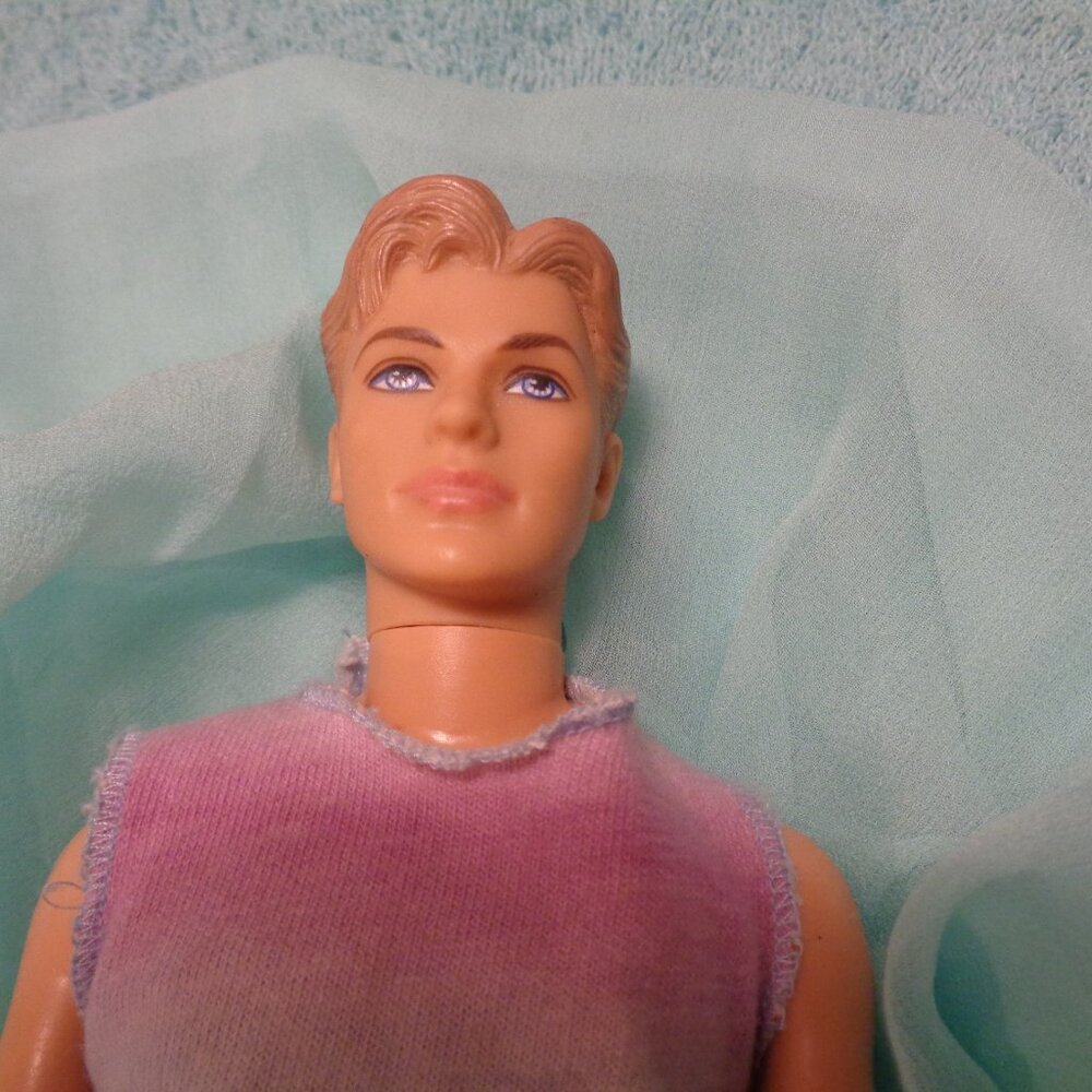 BARBIECORE HANDSOME KEN MATTEL 2007 INDONESIA